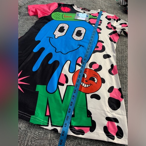 3/$20 Women’s Colorful Graphic Short Sleeve Mini Dress / Tunic Shirt MEDIUM NWT - Picture 7 of 10